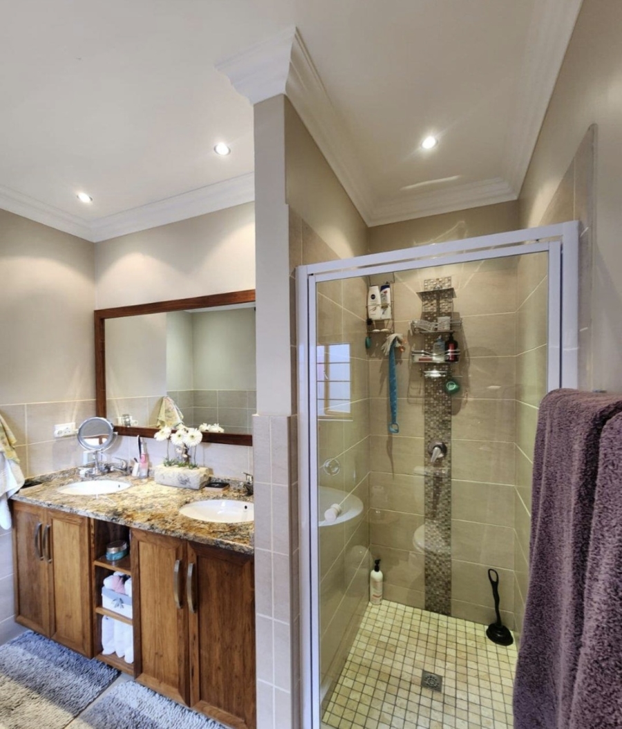 3 Bedroom Property for Sale in Wilkoppies North West